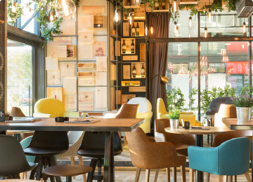 Bars & Restaurants
